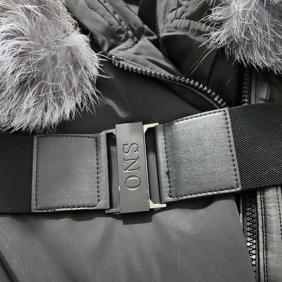 Woman winter coat - Picture 4 of 9